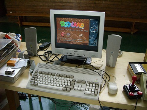 Amiga 1200 (1024 x 768)